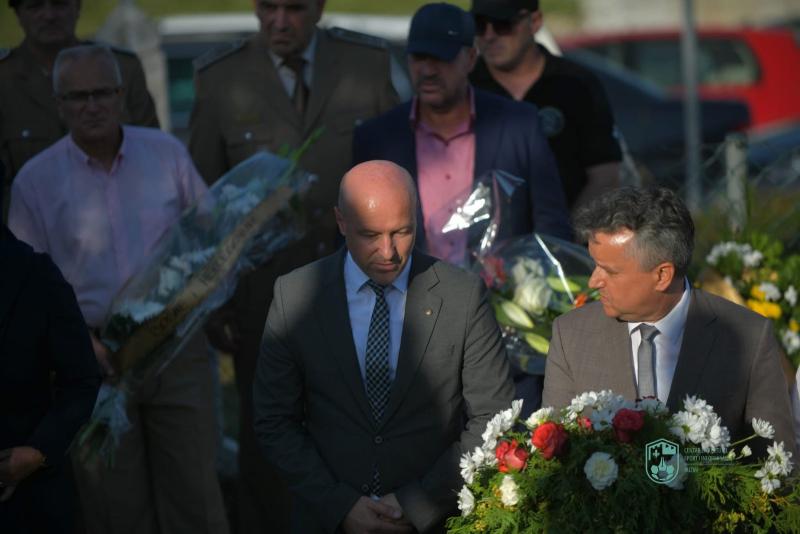 Delegacija Udruženja generala Bosne i Hercegovine u Bužimu1